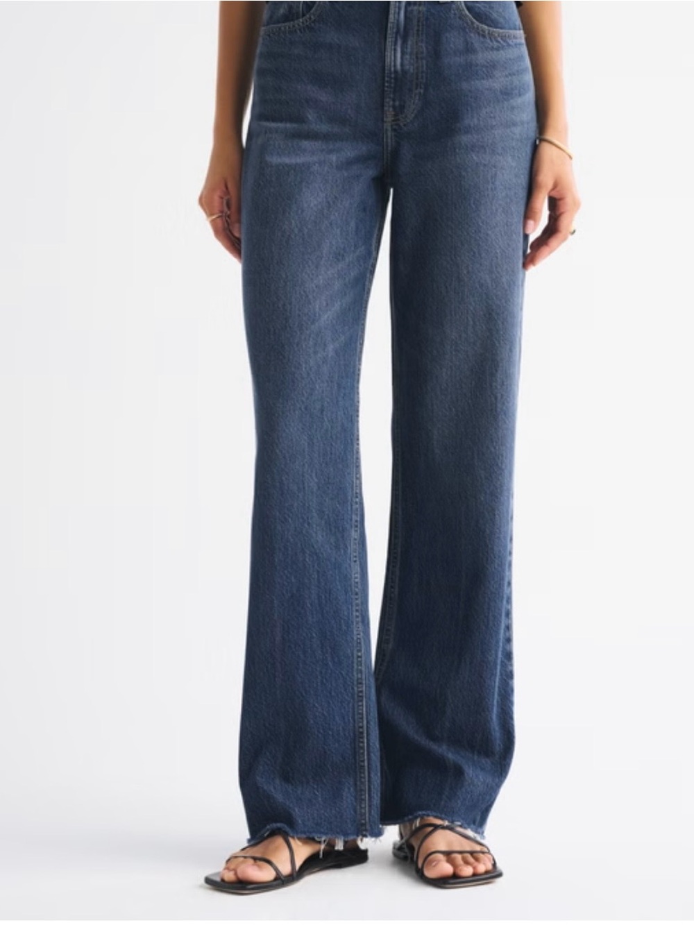 Abercrombie & Fitch High Rise Loose Jean. 28/6 W - Picture 2 of 8